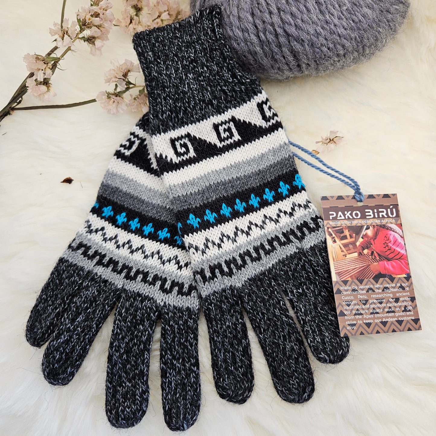 Andean Alpaca Blend Gloves – Cozy & Stylish